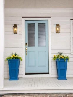 Fairfield Self-Watering Tall Patio Planters, 28” -Garden Care Supplies 39 342 081 tif