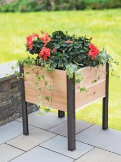 Self-Watering Insert For 2’ X 2’ Planter -Garden Care Supplies 8597991 1022 tif