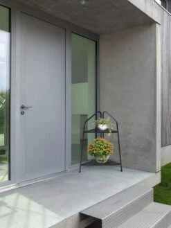 Modern Metal Plant Shelves 11 Modern Metal Plant Shelves -Garden Care Supplies 8609226 01V tif