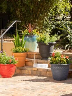 Adjustable Self-Watering Insert For Pots And Planters -Garden Care Supplies 8610250 0015 tif